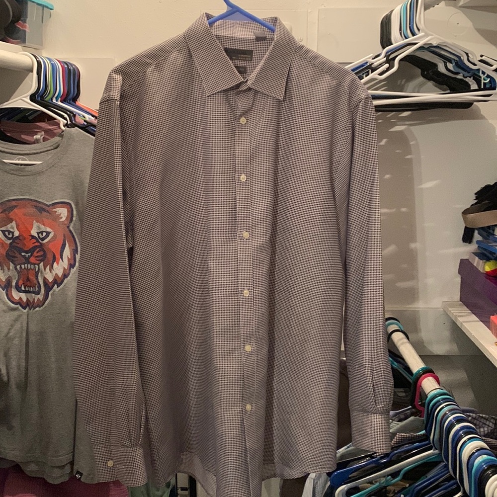 Black & White Dress Shirt - L